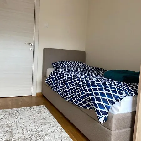 Liki Lux * Subotica