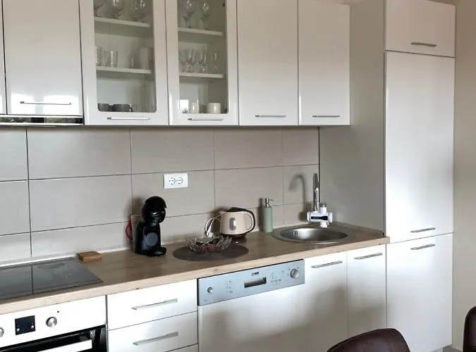 Liki Lux * Σουμπότικα