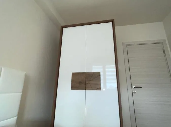 Liki Lux * Σουμπότικα